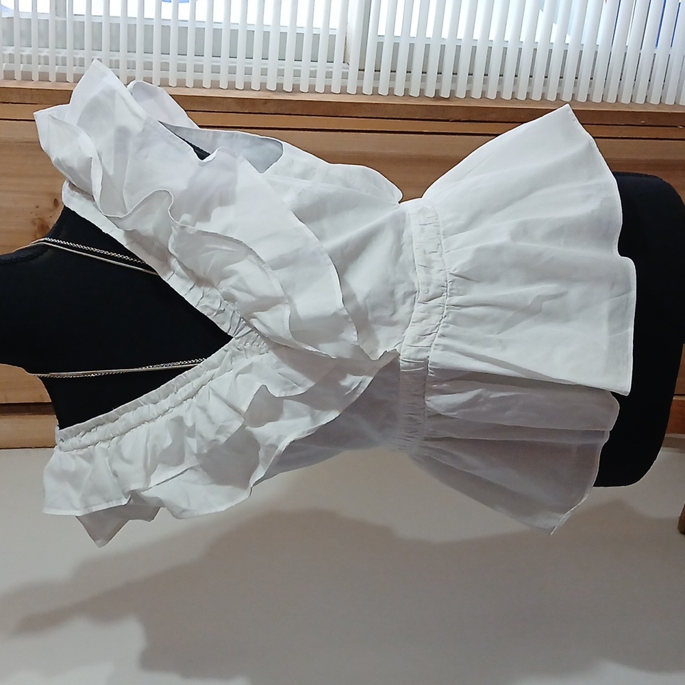 Express Blouse with Ruffle Detail Size S